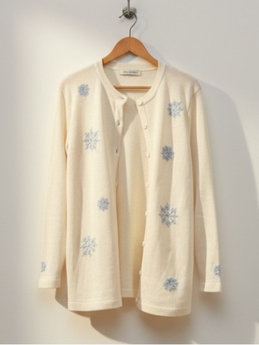 Vintage Penmans Embroidered Snowflake Cardigan Off White Blue Plus Size 1X